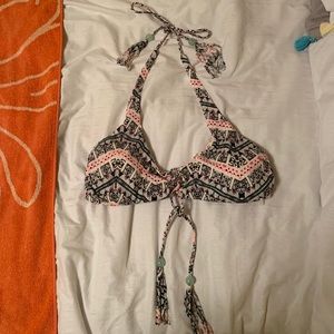 NWOT Victoria’s Secret Scoop Neck Bikini Top